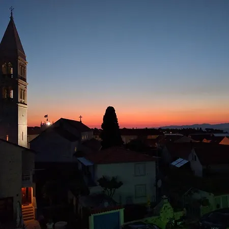 Mladenka Apartman Supetar
