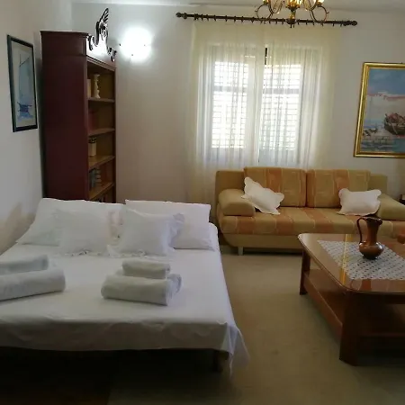 Apartman Mladenka Supetar