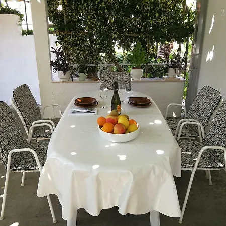 Mladenka Apartamento Supetar